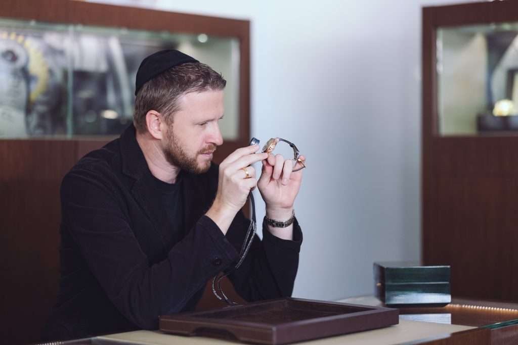 Cashing Diamonds Valuation Jewelry Experts Cashing Diamonds Valuation Jewelry Experts